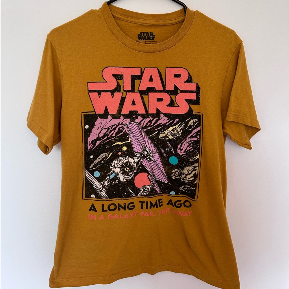 Mustard colored star wars T-shirt